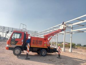 รถเครนรับจ้างพนัสนิคม