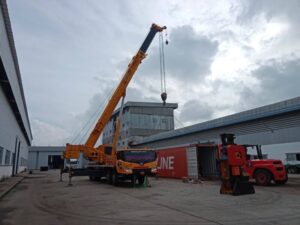 รถกระเช้าให้เช่านิคม WHA